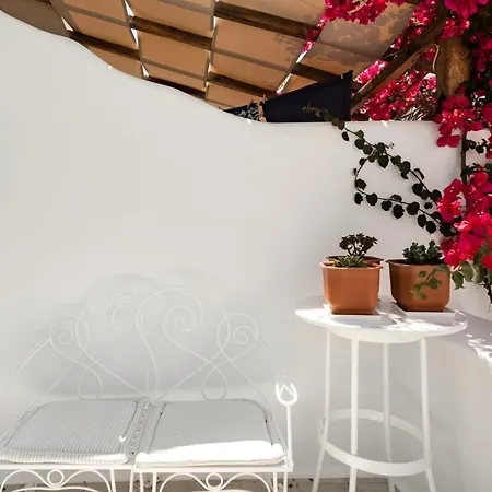 Exceptional House In The Heart Of Mykonos *